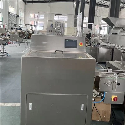 Proceso de envasado de botellas de gelatina blanda